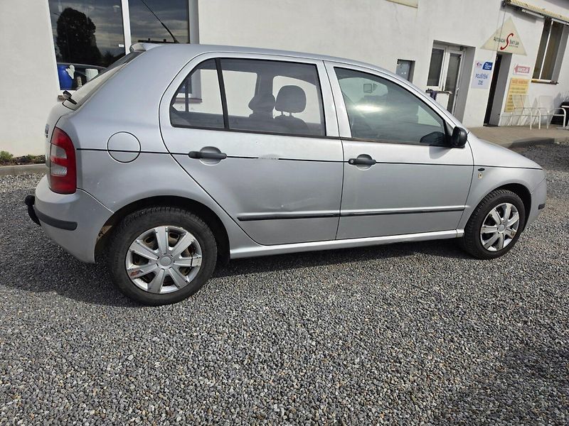 Škoda Fabia (2000) 1.4 MPI Serviska - fotka 2 z 21