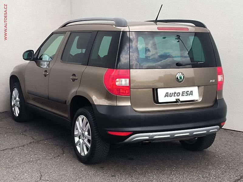 Škoda Yeti (2011) 1.2 TSi, Ambition, DSG - fotka 6 z 17