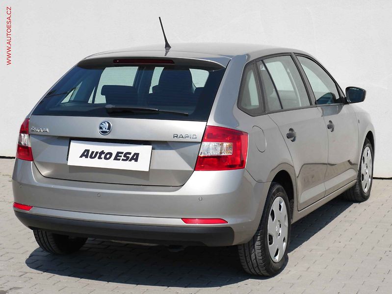 Škoda Rapid (2015) 1.2 TSi, Active - fotka 4 z 15