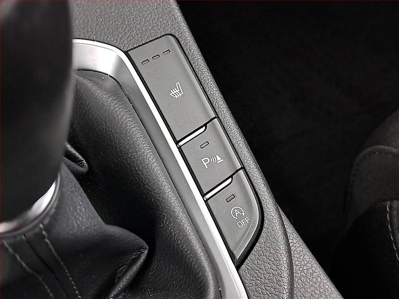 Hyundai i30 (2019) 1.4 T-GDI, Serv.kniha, Navi - fotka 18 z 21