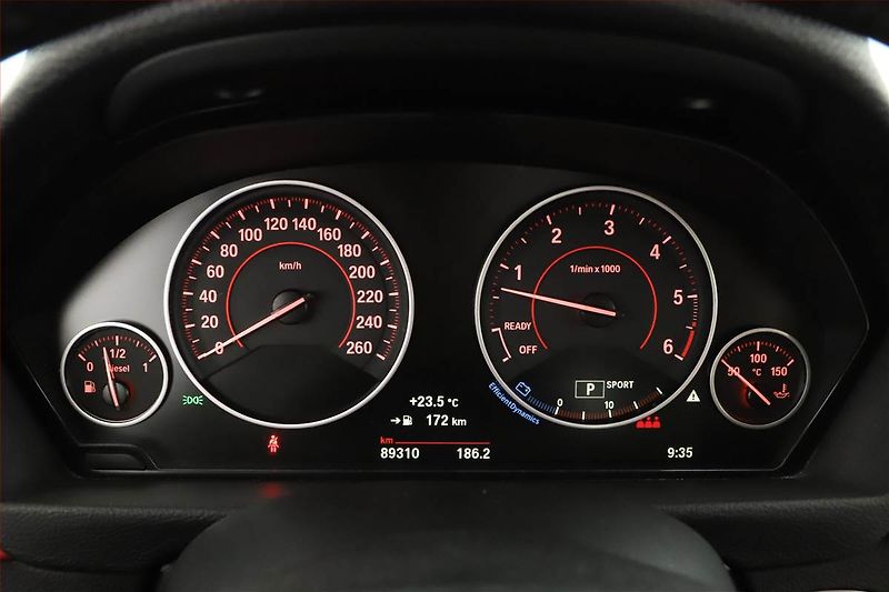 BMW Řada 4 (2017) Sport Line 435d xDrive - fotka 10 z 20