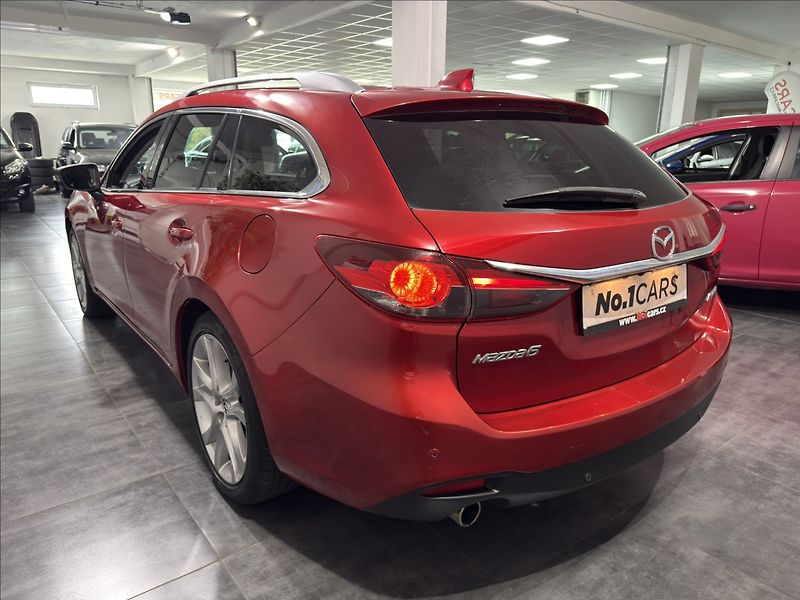 Mazda 6 2,2   D 129 kW SPORT BOSE 1.MA - fotka 4 z 43