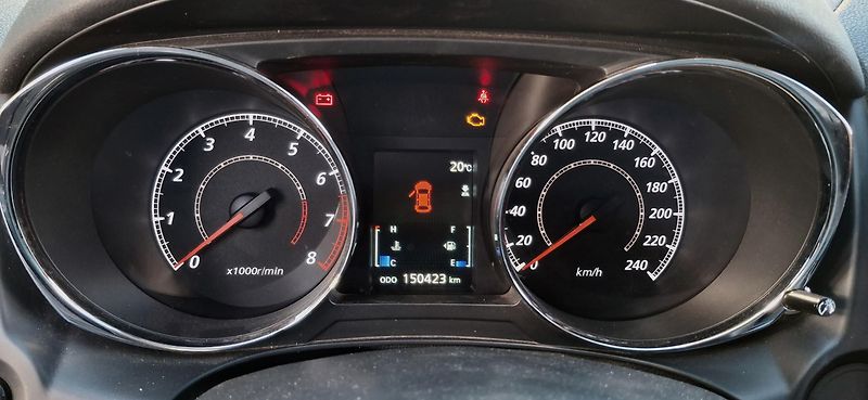 Mitsubishi ASX 1.6 MIVEC 86 kw - fotka 25 z 44