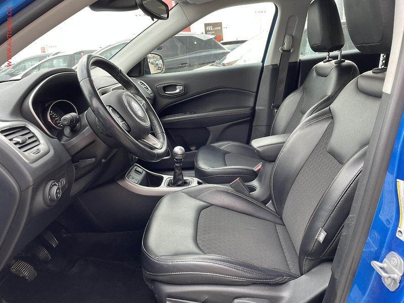 Jeep Compass (2018) 1.6 M-Jet, Longitude, TZ - fotka 9 z 20