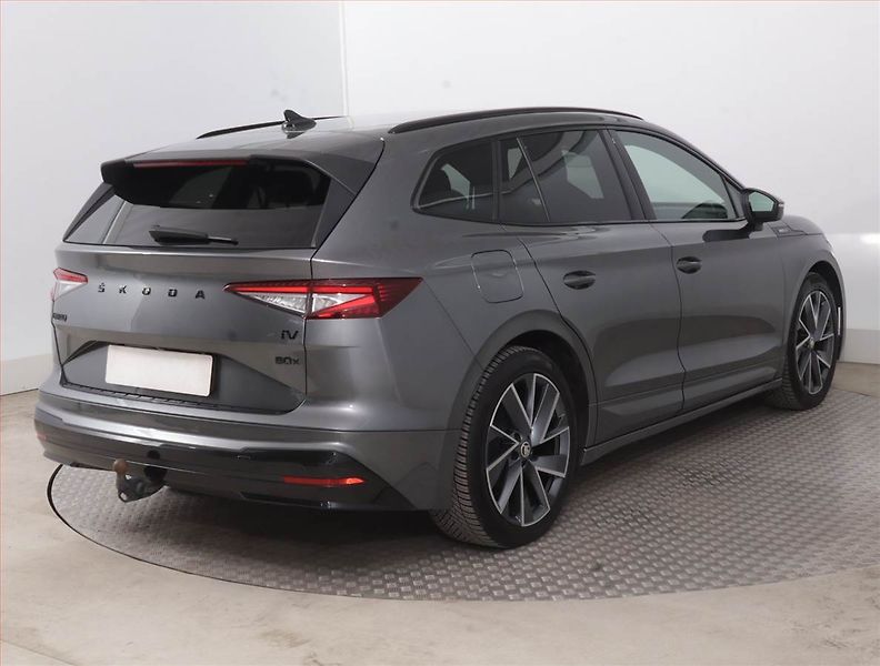 Škoda Enyaq (2023) iV 80x (82 kWh), SoH 91% - fotka 5 z 18