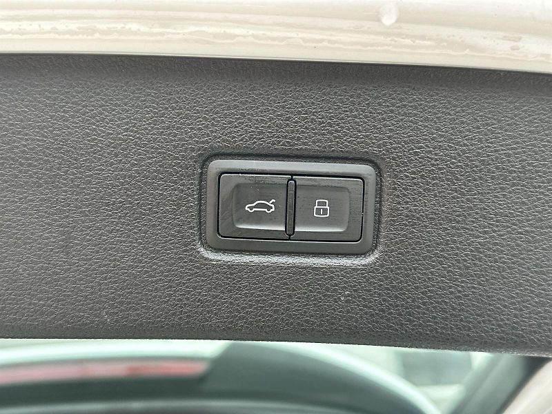 Audi Q7 (2022) 3.0 TDI Quattro S-line - fotka 27 z 37