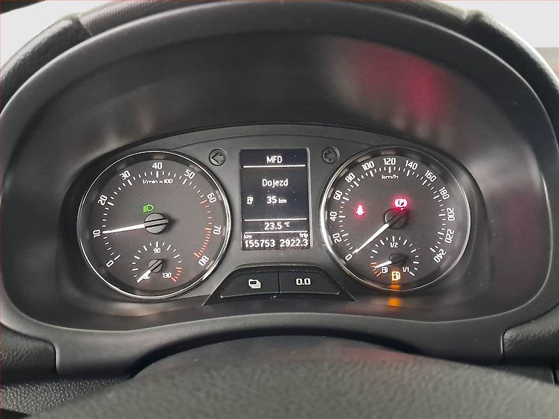 Škoda Fabia (2012) 1.2 12V, Park. senzory - fotka 11 z 15