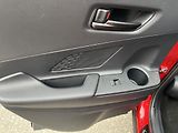 Toyota C-HR 2.0L PHEV Executive - náhled 10