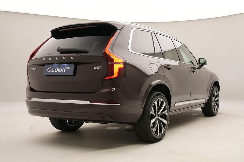 Volvo XC90 (2026) B5 AWD AUT CORE 7míst - fotka 12 z 56