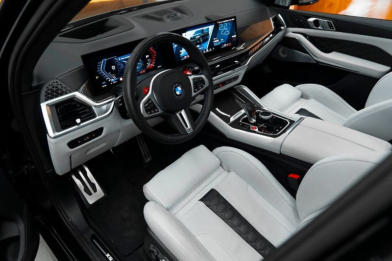 BMW X5 - fotka 7 z 26