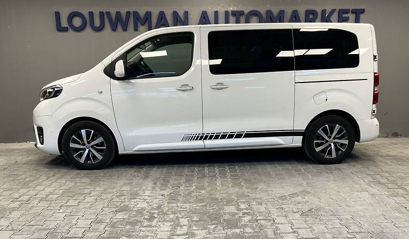 Toyota ProAce Verso 2,0D AT Shuttle Business Premi - fotka 6 z 18