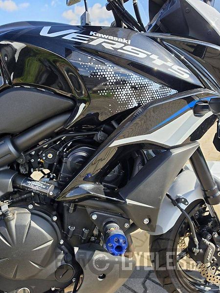 Kawasaki Versys 650 (2021) - fotka 6 z 20