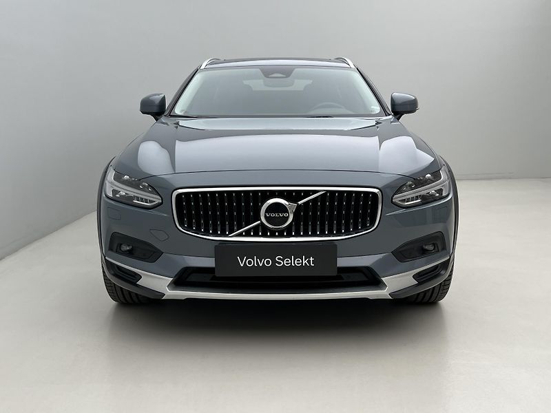 Volvo V90 CC B4 AWD PLUS AUT - fotka 14 z 45