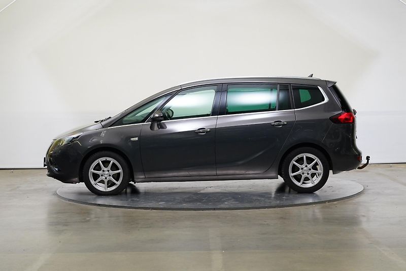 Opel Zafira - fotka 3 z 25