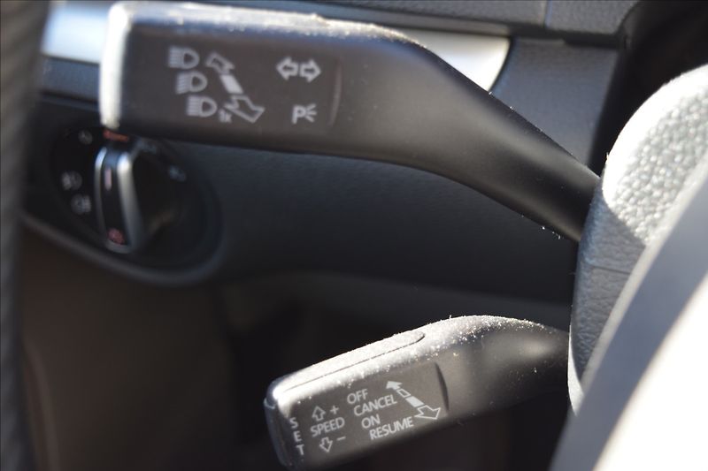 Seat Alhambra 1,4 TSi 110KW KLIMA NOVÁ NÁPLŇ - fotka 38 z 48