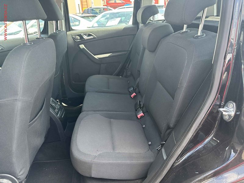 Škoda Yeti (2012) 2.0 TDi, Ambition, TZ - fotka 9 z 14