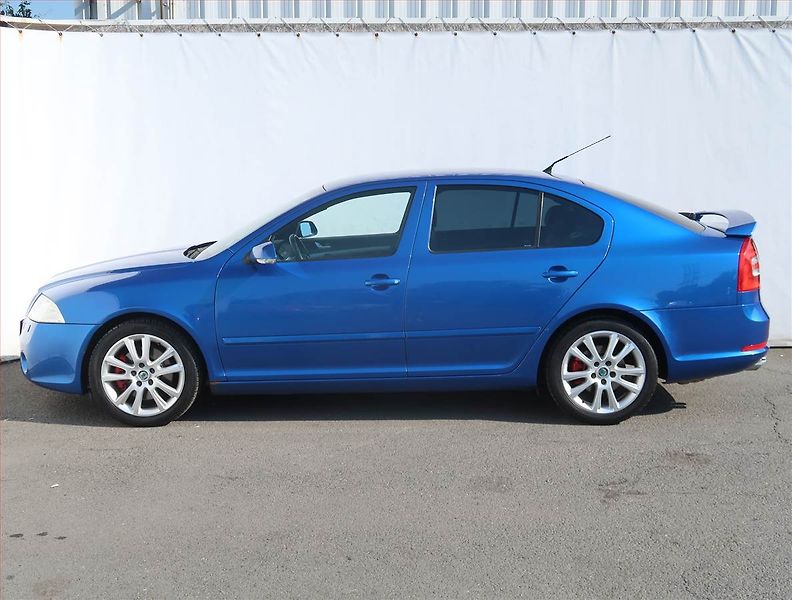 Škoda Octavia (2008) RS 2.0 TDI, Xenony, Tempomat - fotka 3 z 18
