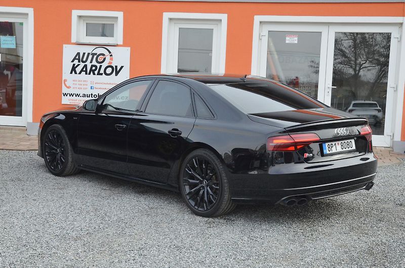 Audi S8 (2017) Plus 4.0 V8 605 PS Quattro - fotka 4 z 47