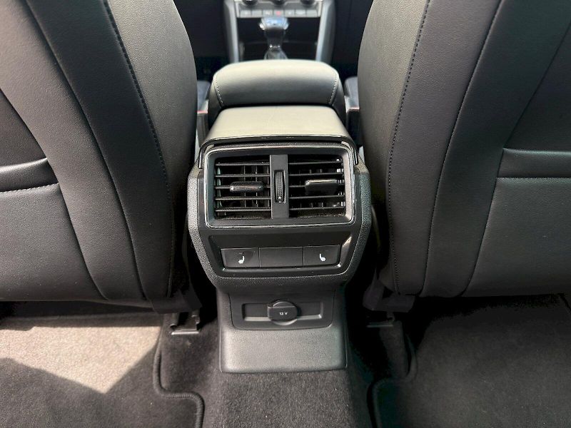 Škoda Karoq (2022) 1.5 Tsi 110 kW DSG Style Plus - fotka 7 z 27