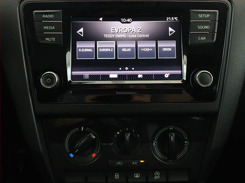 Škoda Rapid (2019) 1.0 TSI, Serv.kniha - fotka 9 z 11