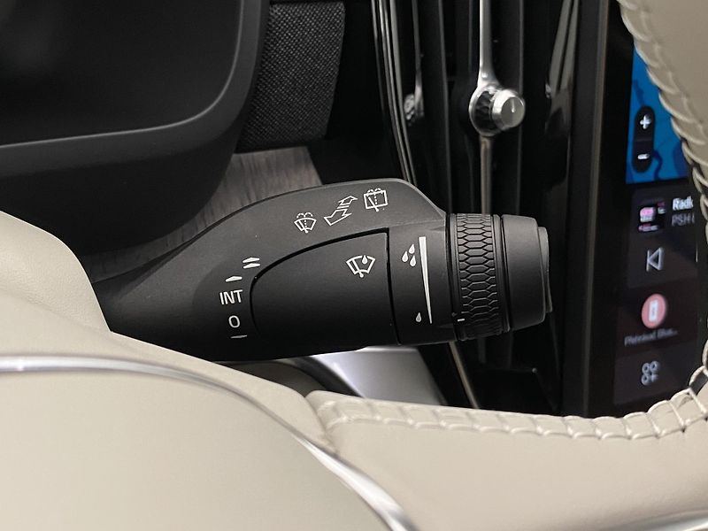 Volvo XC90 (2026) T8 AWD Plug-in BRIGHT PLUS 7m - fotka 33 z 67