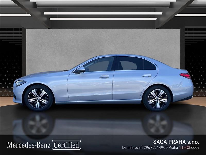 Mercedes-Benz Třídy C 200 4MATIC Avantgarde - fotka 2 z 22