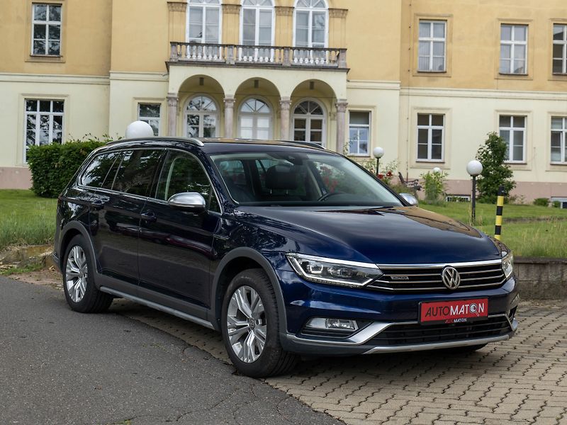 Volkswagen Passat 162kW Alltrack DCC NezTop 360 - fotka 3 z 42