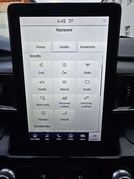 Ford Explorer V6 336kW PHEV AWD ST-Line - fotka 28 z 45