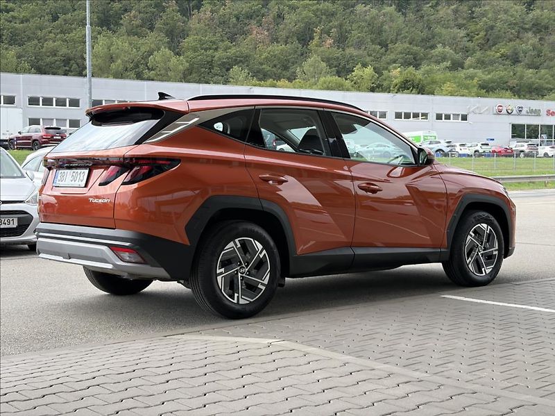 Hyundai Tucson 1,6 T-GDI  FL Smart - fotka 3 z 25