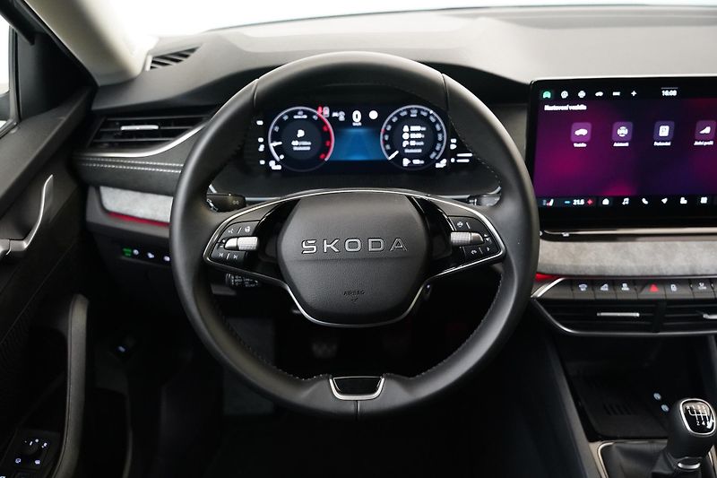 Škoda Octavia - fotka 18 z 27