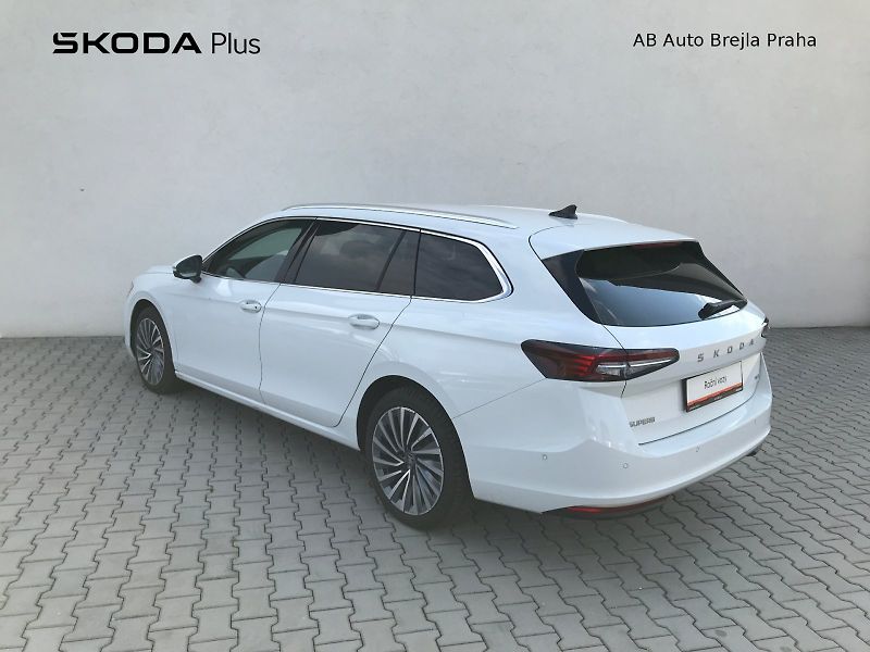 Škoda Superb (2025) COMBI L K TD 142/2.0 A7A - fotka 9 z 29