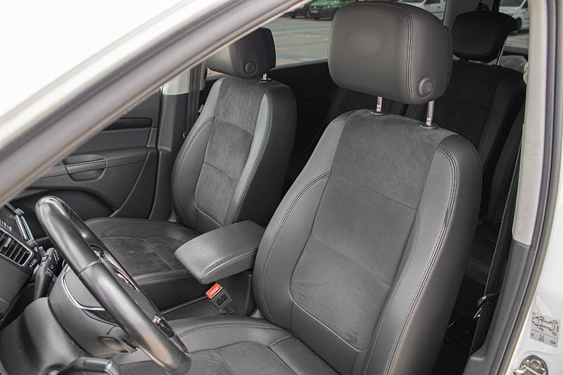 Volkswagen Sharan Highline - fotka 10 z 26