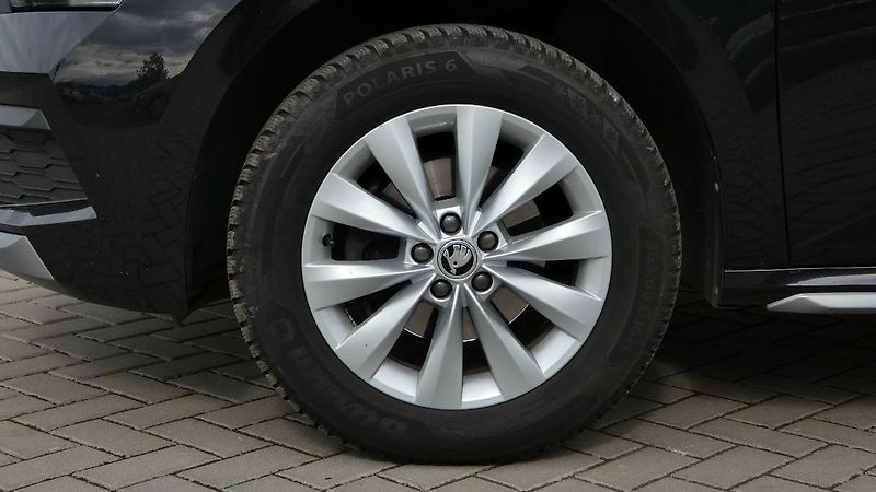 Škoda Kamiq 1,5 TSi 110KW STYLE - fotka 22 z 23