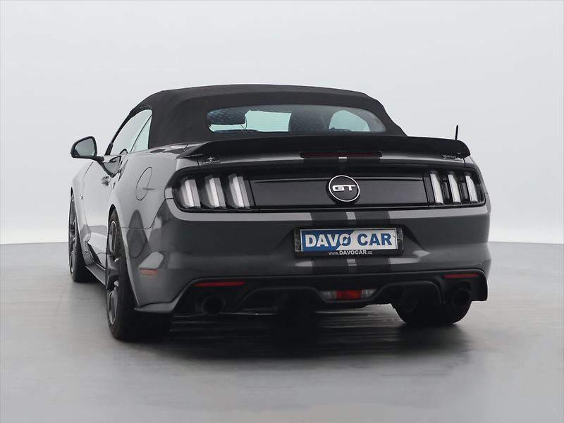 Ford Mustang GT 5,0 V8 534kW Kabriolet DPH - fotka 5 z 38
