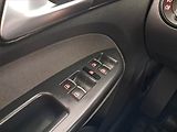 Volkswagen Touran (2012) 1.4 TSI, Tempomat - náhled 19