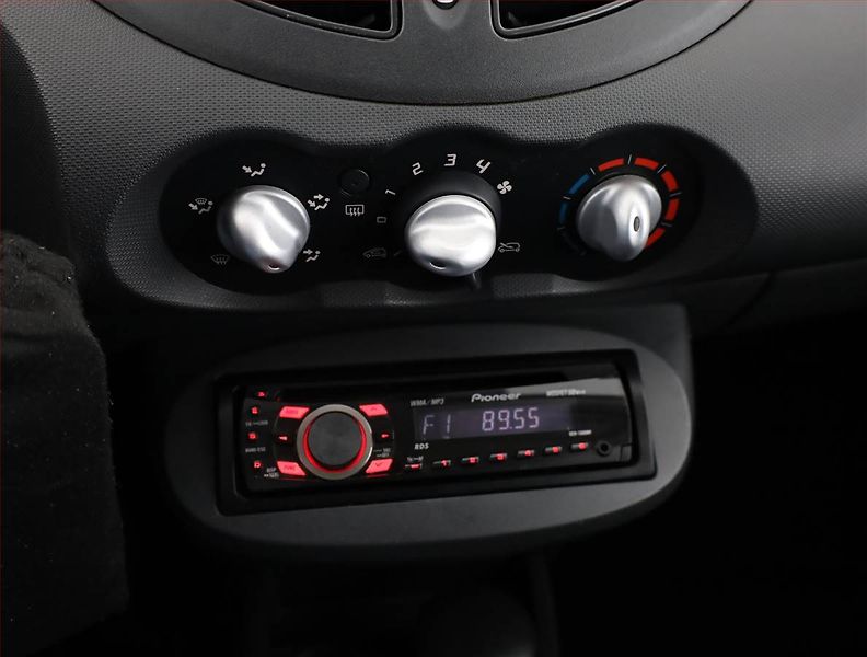Renault Twingo (2012) 1.2 16V , levný provoz - fotka 10 z 12