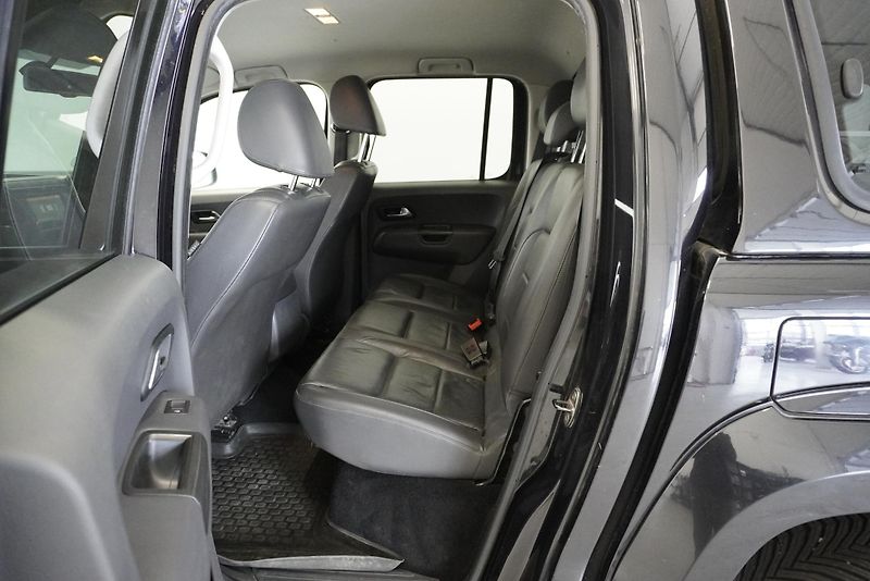 Volkswagen Amarok 2.0 TDi 4X4 AUTOMAT 5 MÍST - fotka 22 z 37