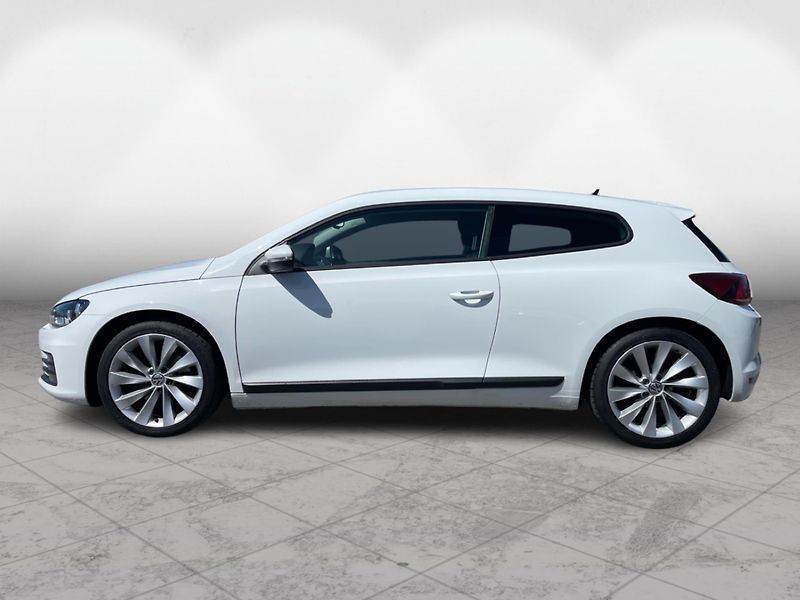 Volkswagen Scirocco 2.0 TSI DSG6° - fotka 3 z 26