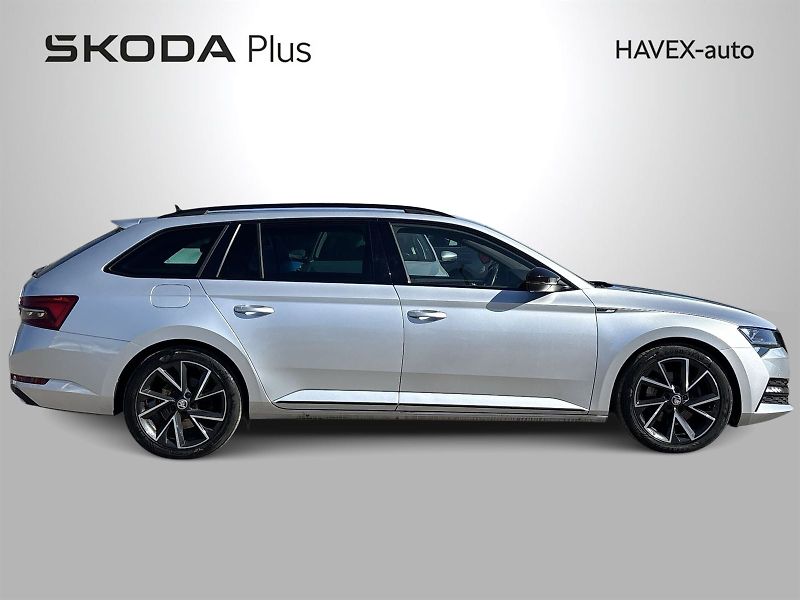 Škoda Superb (2023) Combi 2.0 TDI DSG Sportline - fotka 36 z 36
