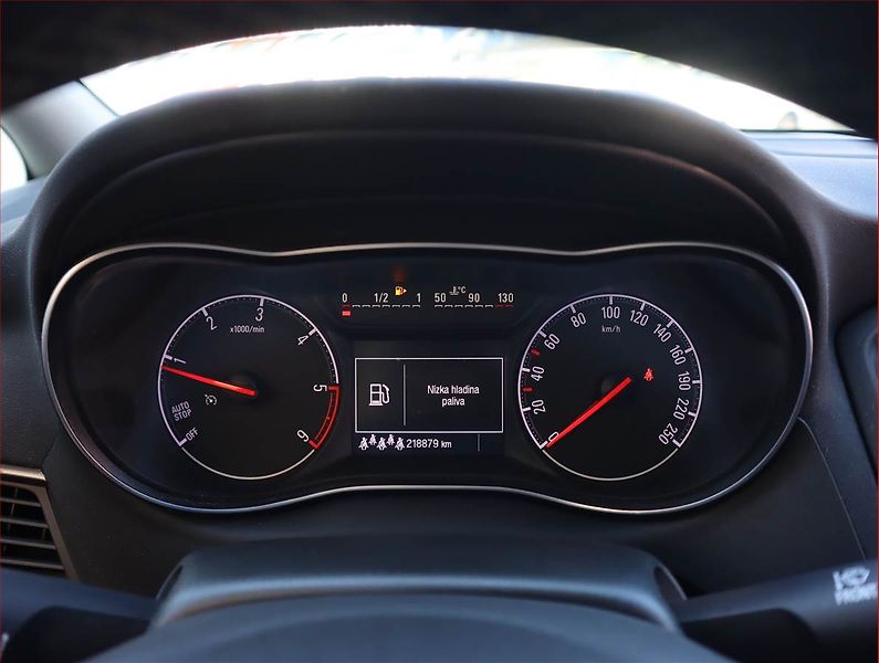 Opel Zafira (2019) 1.6 CDTI, 7 míst, Serv.kniha - fotka 11 z 19