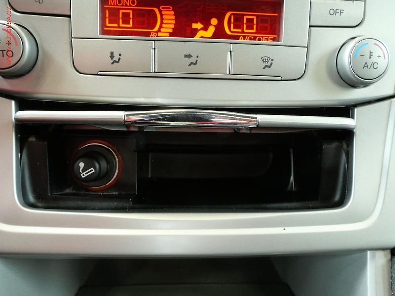 Ford Mondeo (2010) 2.0 TDCi, AC, TZ - fotka 20 z 22