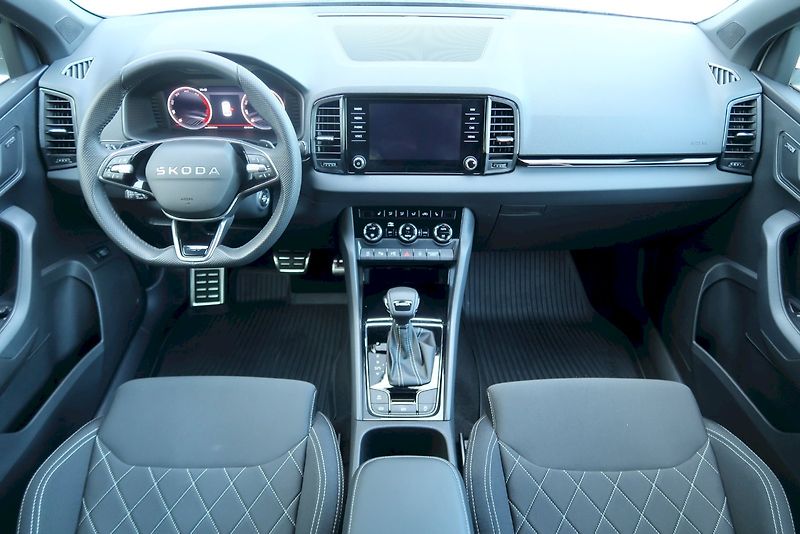 Škoda Karoq (2025) SportLine 2,0 TDi /110 kW - fotka 5 z 32