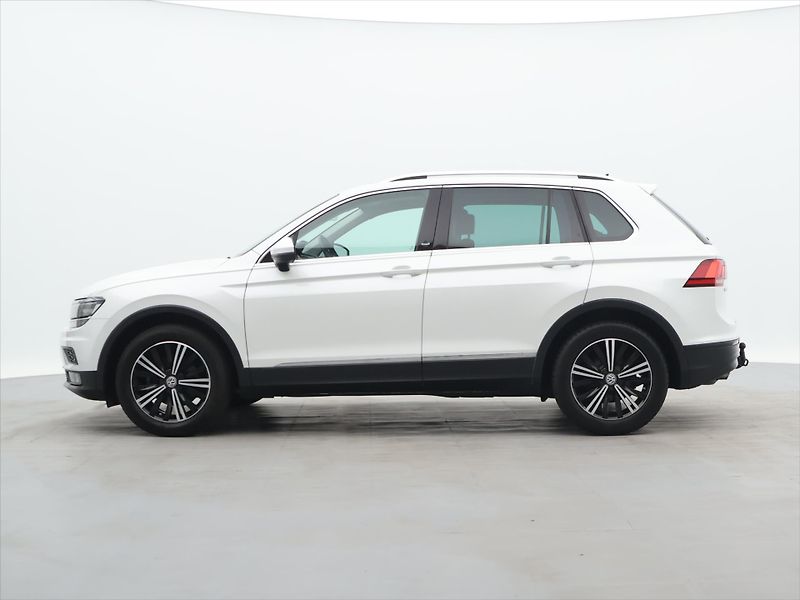 Volkswagen Tiguan 1,4 TSI Sound edice matrix pan - fotka 4 z 31