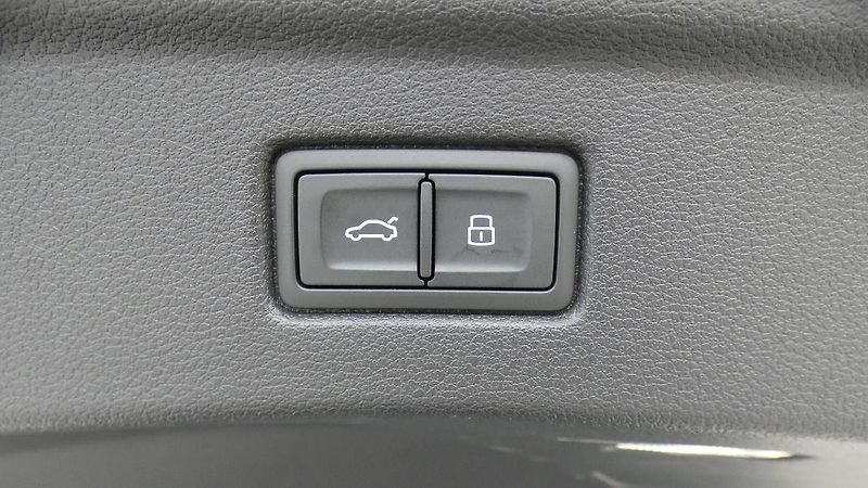 Audi A5 Sportback 40 TDI quattro S tro - fotka 23 z 28