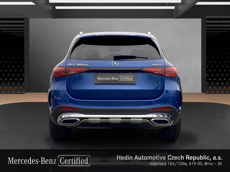 Mercedes-Benz GLC (2024) 300 de 4MATIC - fotka 4 z 29