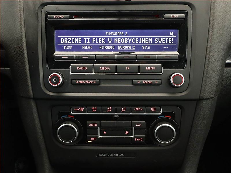 Volkswagen Golf (2012) 1.2 TSI, Tempomat - fotka 9 z 13