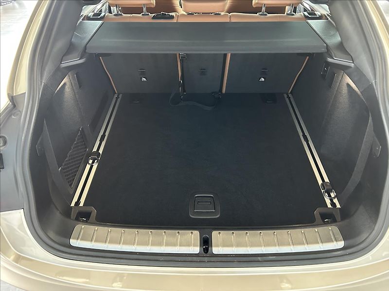 BMW X4 2,0   xDrive,ČR,M-PAKET,SERVIS - fotka 37 z 38
