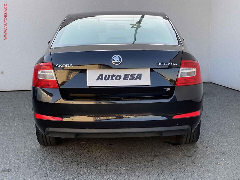Škoda Octavia (2013) 1.4 TSi, Ambition, AC, park - fotka 5 z 17