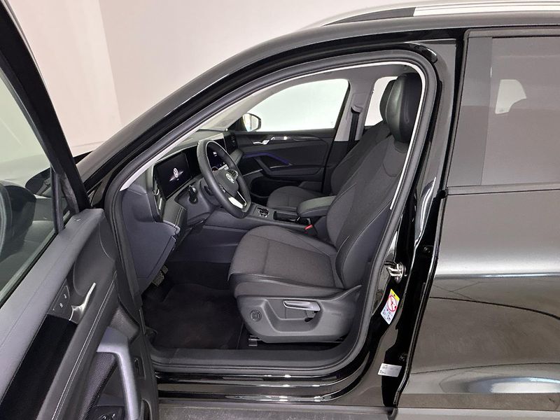 Volkswagen Tiguan People DSG - fotka 7 z 31