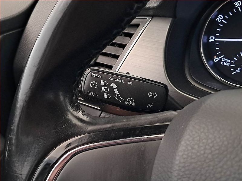 Škoda Fabia (2017) 1.0 TSI, Tempomat - fotka 13 z 16